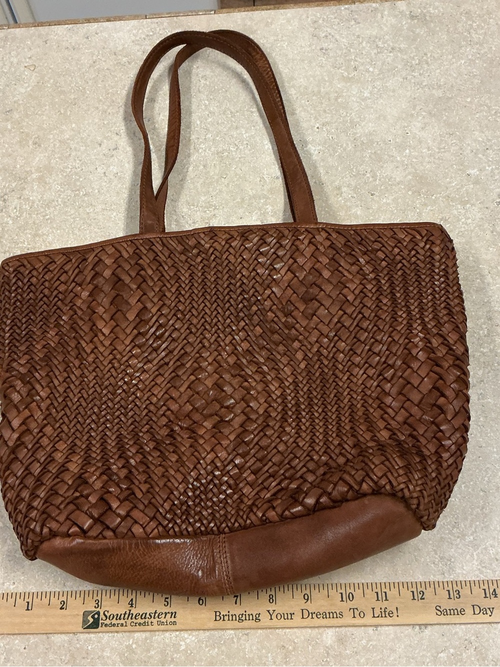 Vintage FOSSIL Cognac Woven Leather Tote Bag - Boho Y2K Basketweave Shoulder Bag - Picture 9 of 12